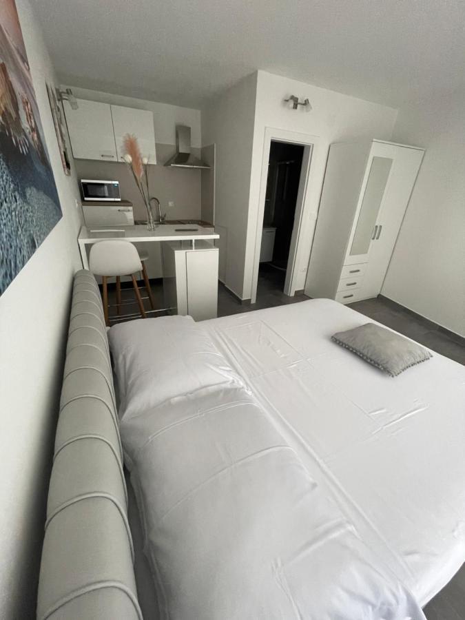 Milena Sweet Apartment-with A Pool