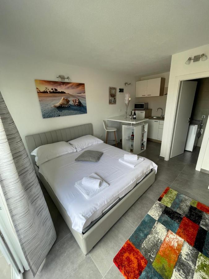 Milena Sweet Apartment-with A Pool *