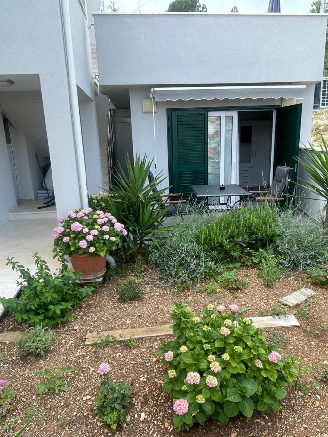 Milena Sweet Apartment-with A Pool Apartmán Trogir